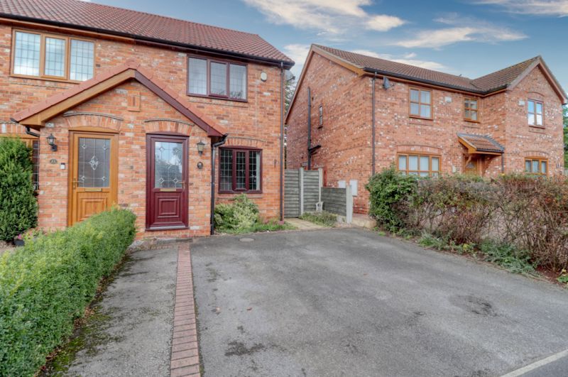 Property photo 1 of 10 Frontal