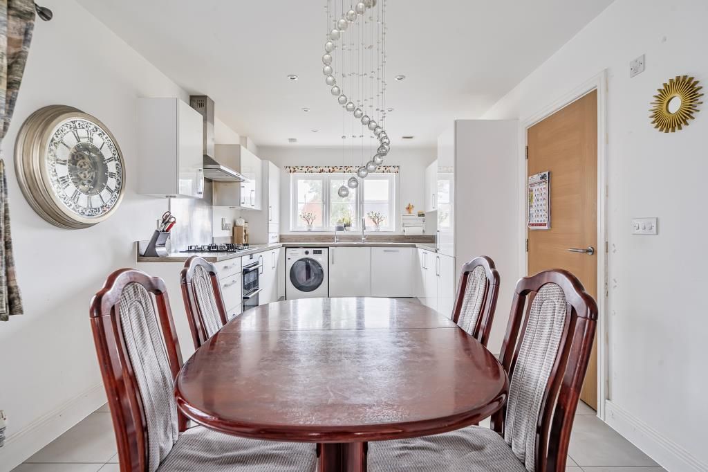 Property photo 3 of 22 Dining Area