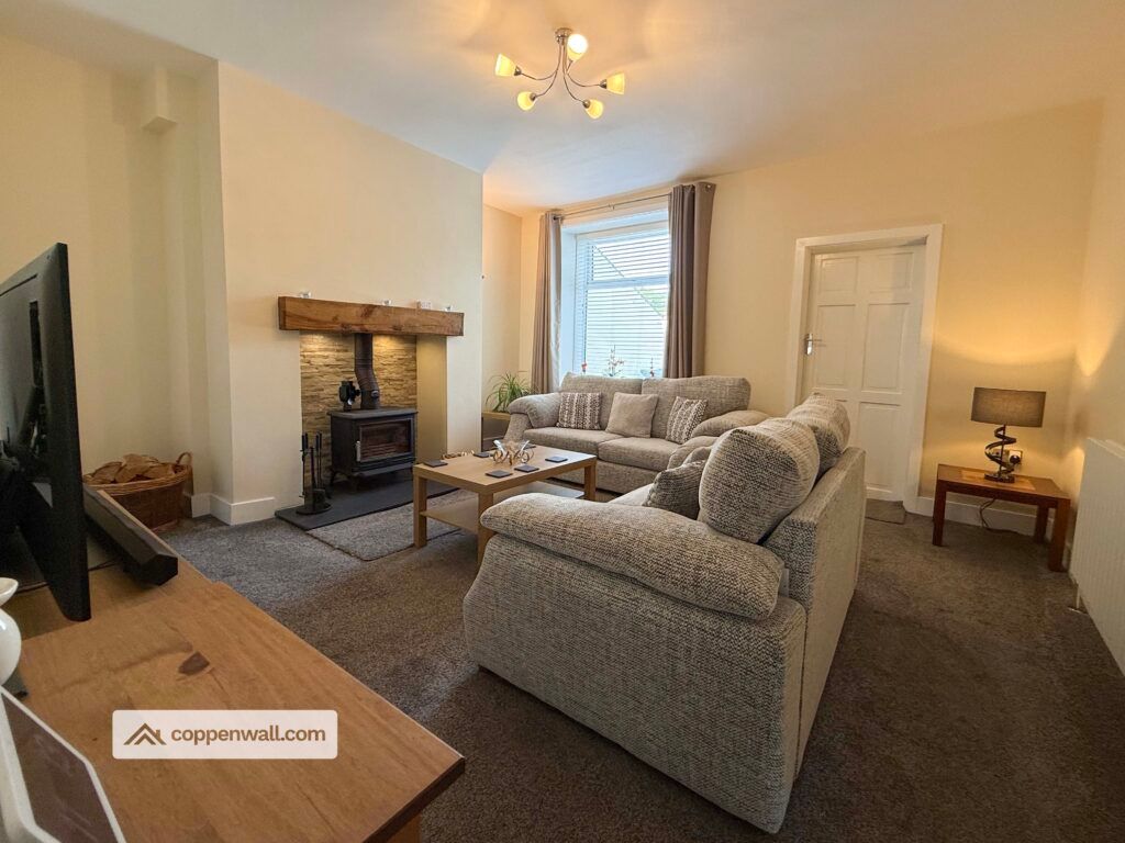 Property photo 3 of 33