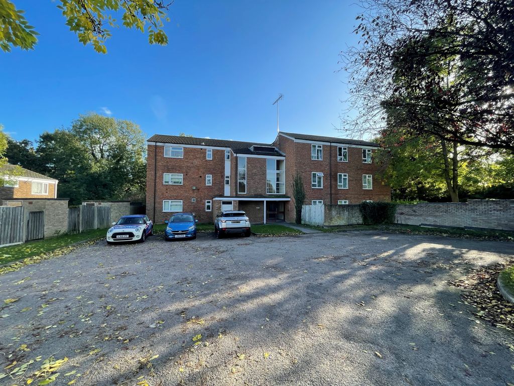 Property photo 2 of 14