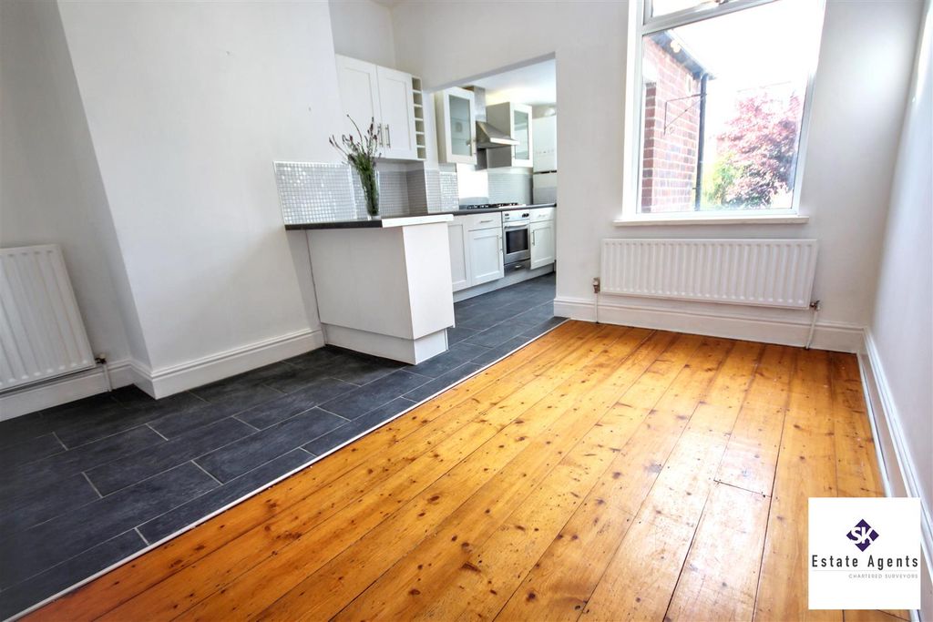 Property photo 3 of 18 Open Plan Kitchen Diner