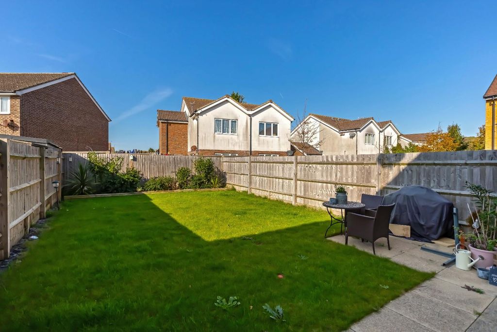 Property photo 2 of 17 Tortoiseshell Place_15.Jpg