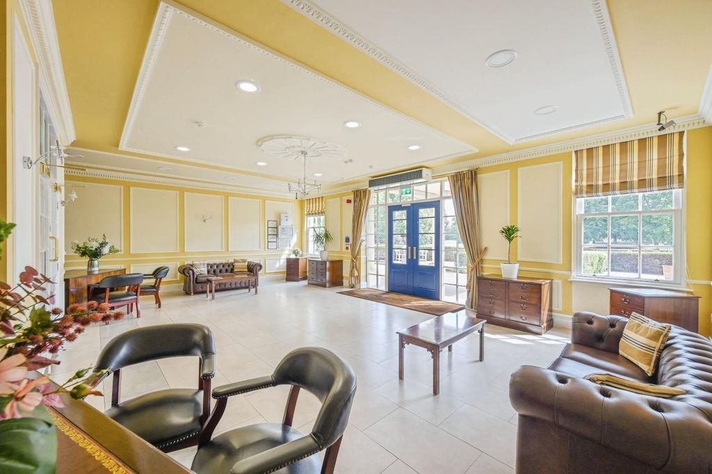 Property photo 3 of 19 Kensington Inside.Jpg