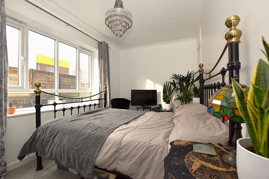 Property photo 3 of 10 Picture No. 13