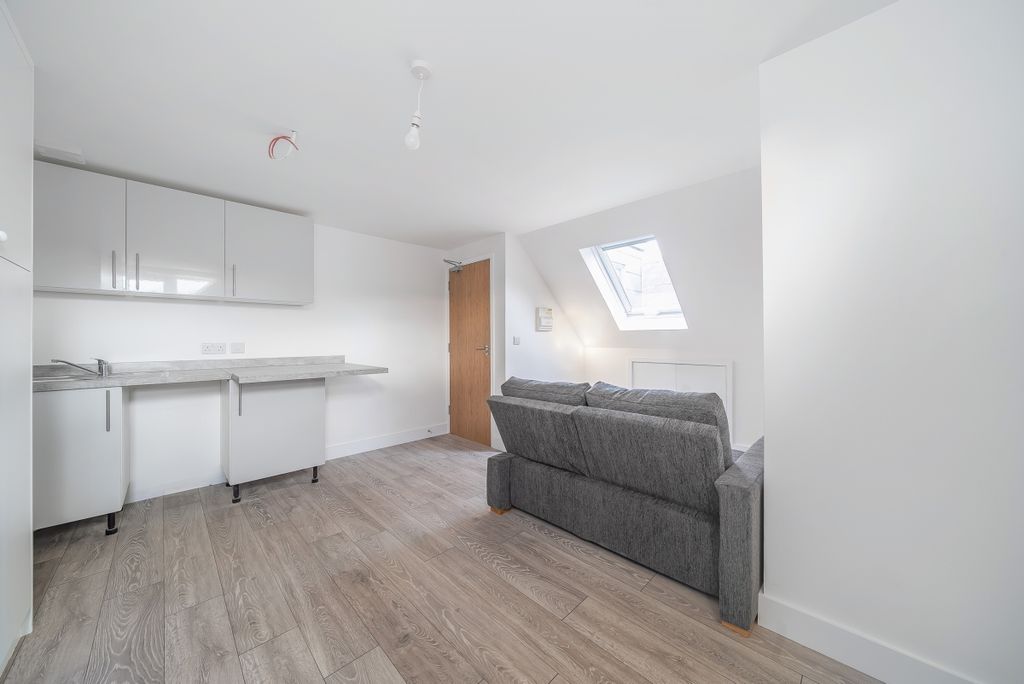 Property photo 2 of 7 1104786 (2)
