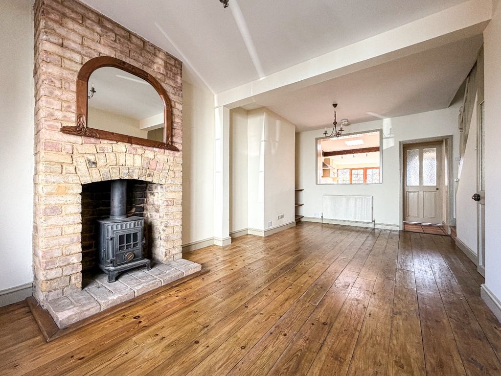 Property photo 2 of 18 4057453