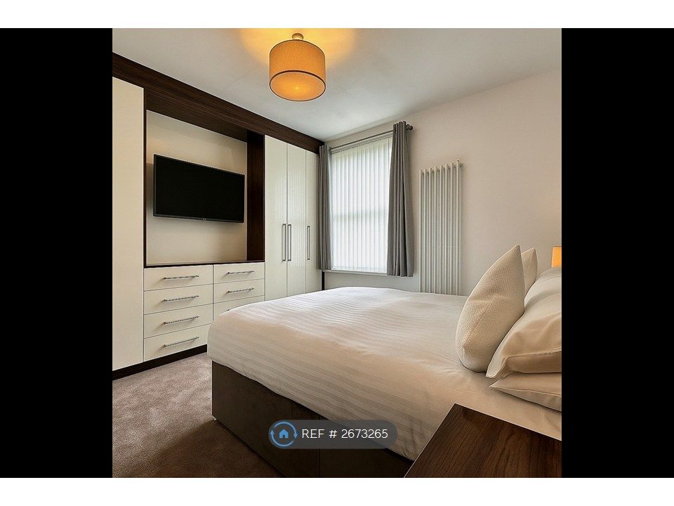 Property photo 3 of 7 Bedroom 2