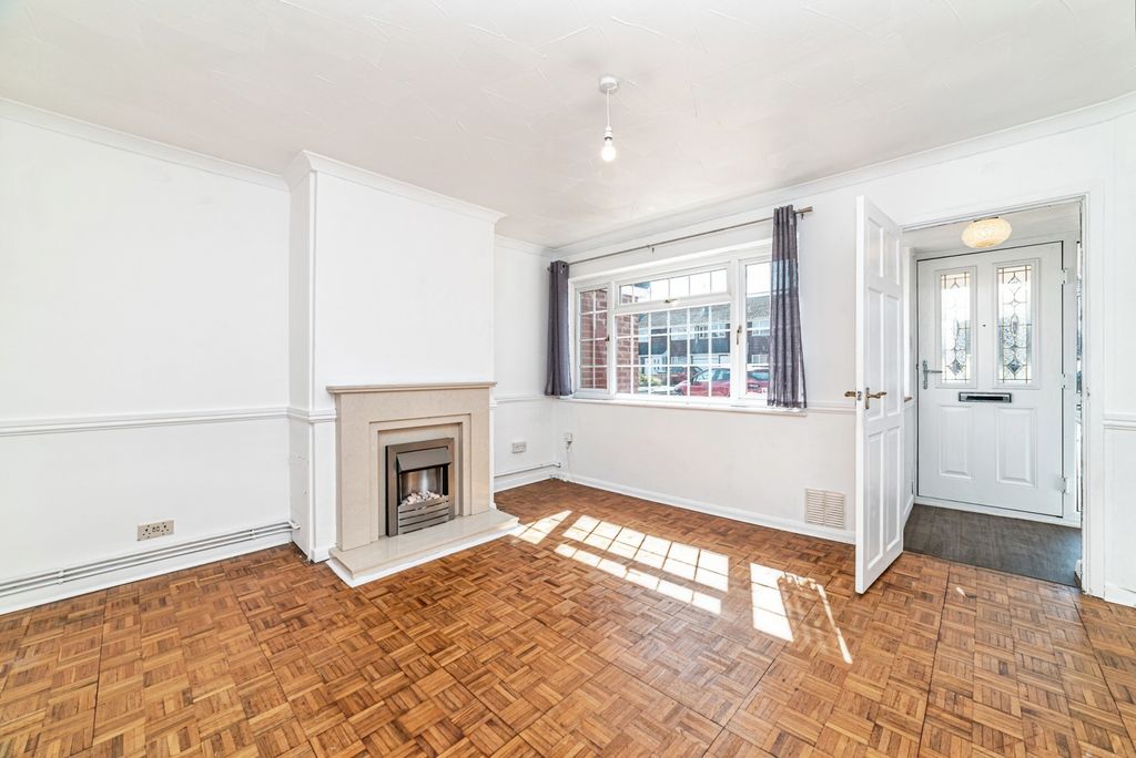 Property photo 3 of 20 Pbox-Img.Jpg