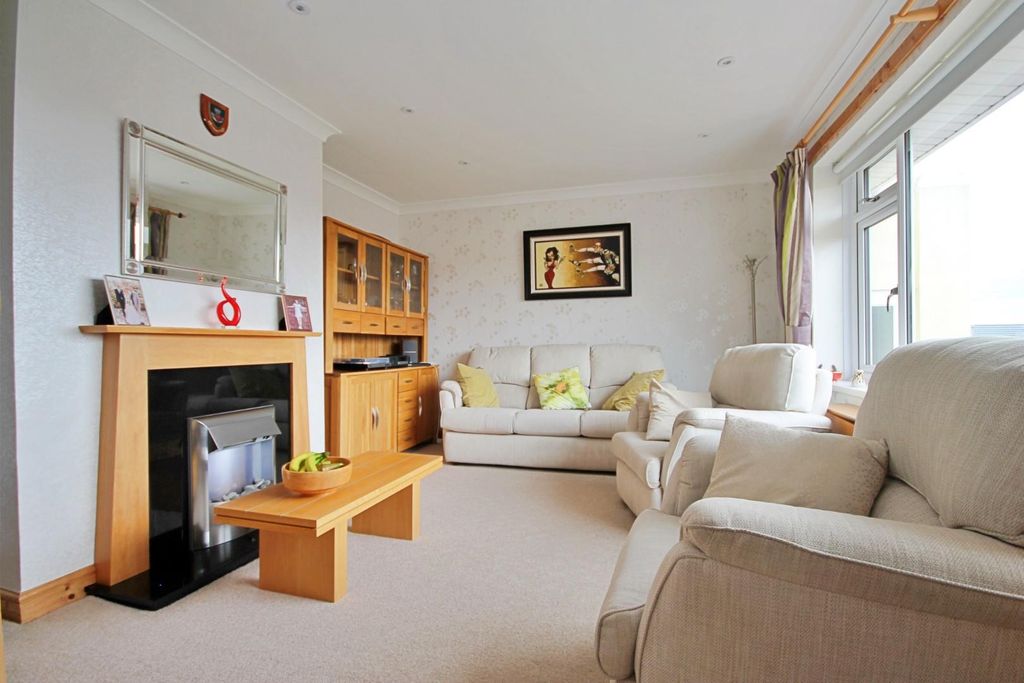 Property photo 2 of 18 Img_0989.Jpg