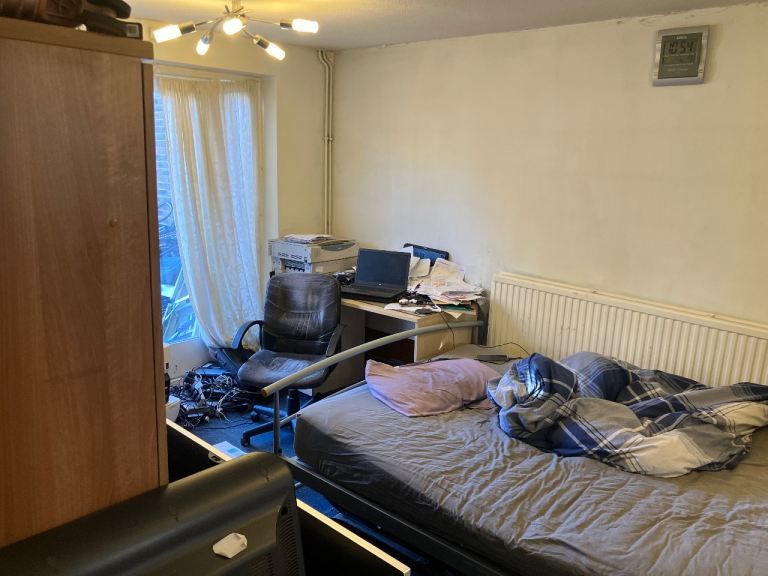 Property photo 1 of 3
