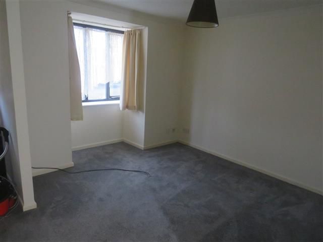 Property photo 2 of 5 Image