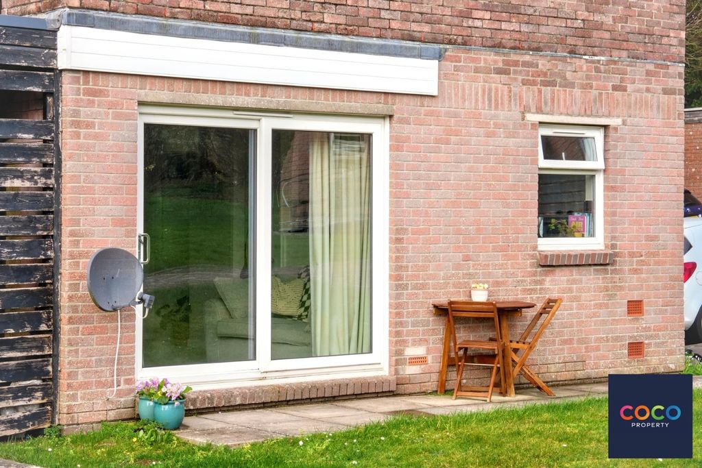 Property photo 1 of 14 4950452