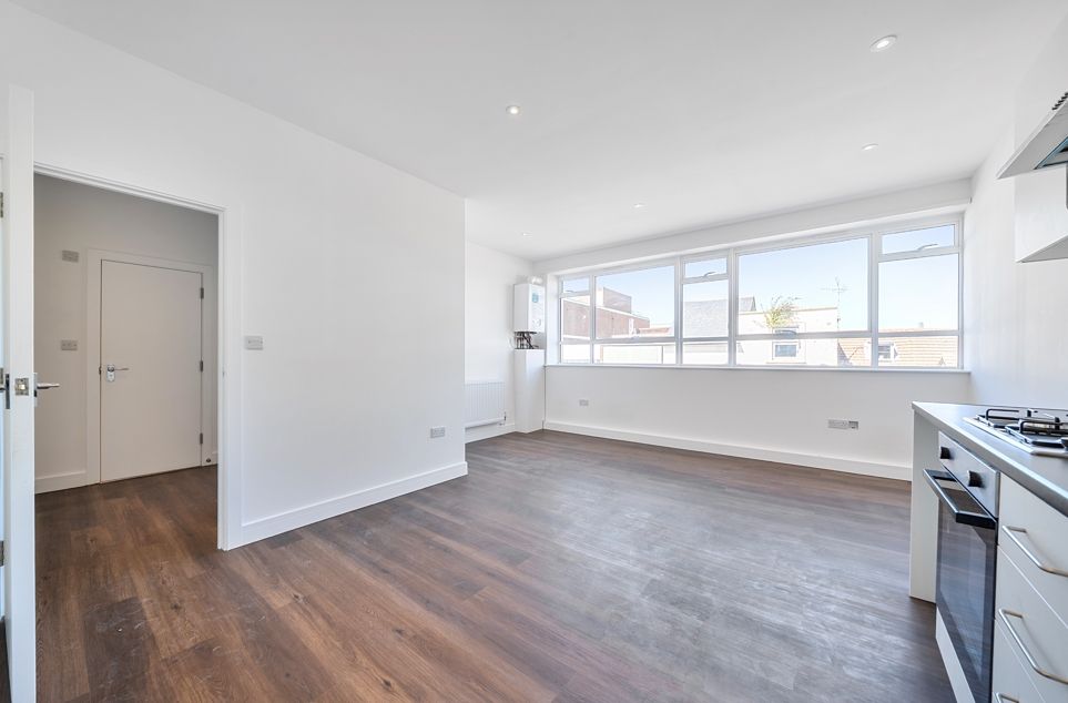 Property photo 2 of 11 99