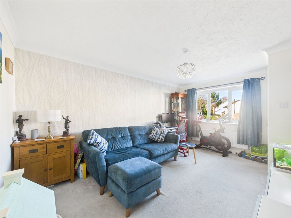 Property photo 3 of 12 Living Room