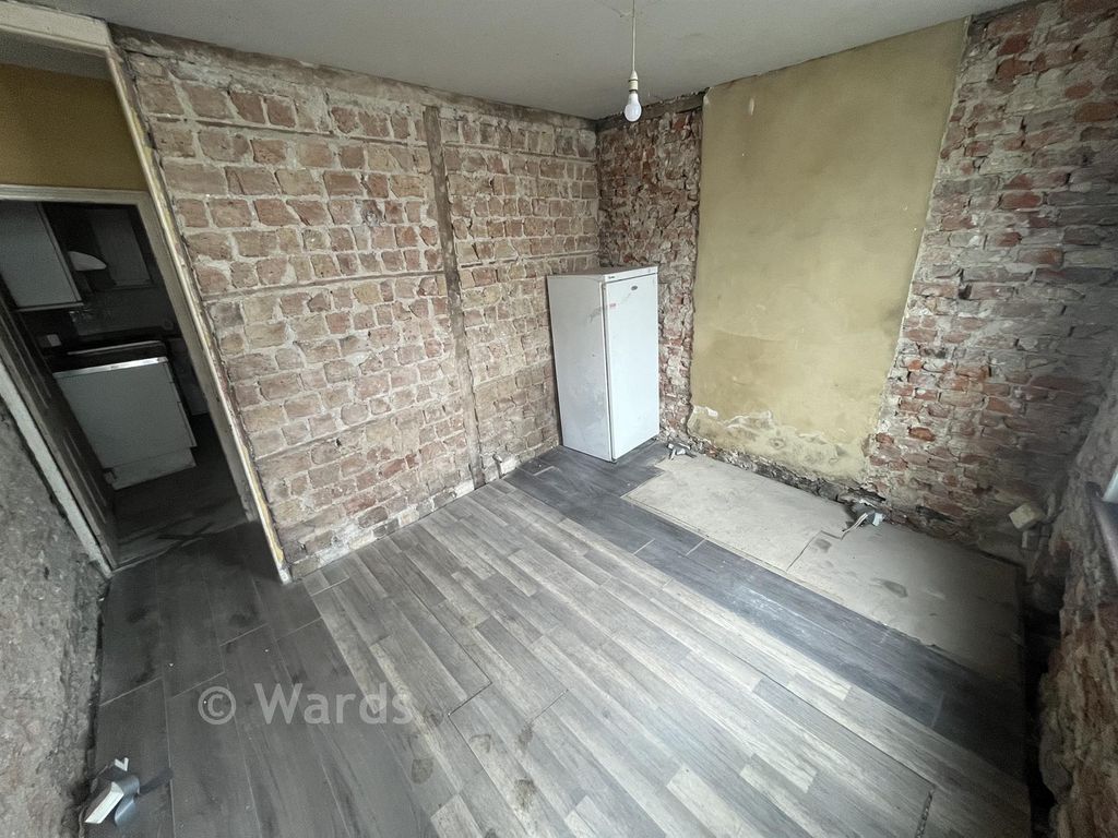 Property photo 3 of 3 Lounge