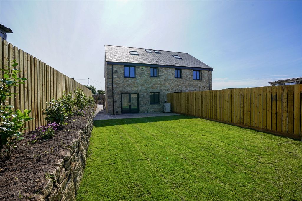 Property photo 2 of 22 Picture No. 03