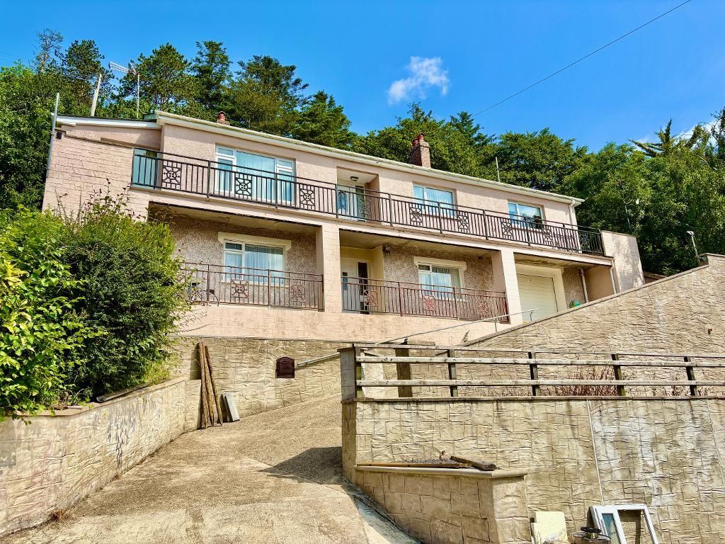 Property photo 1 of 27