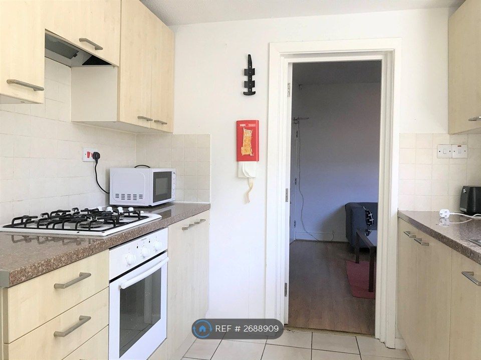 Property photo 2 of 16 Kitchen