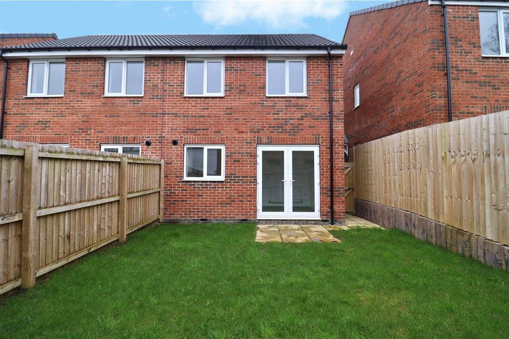 Property photo 2 of 13 Outside