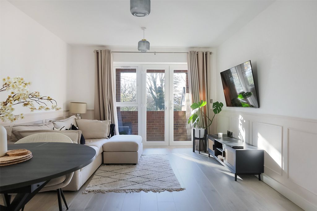 Property photo 3 of 16 Picture No. 07