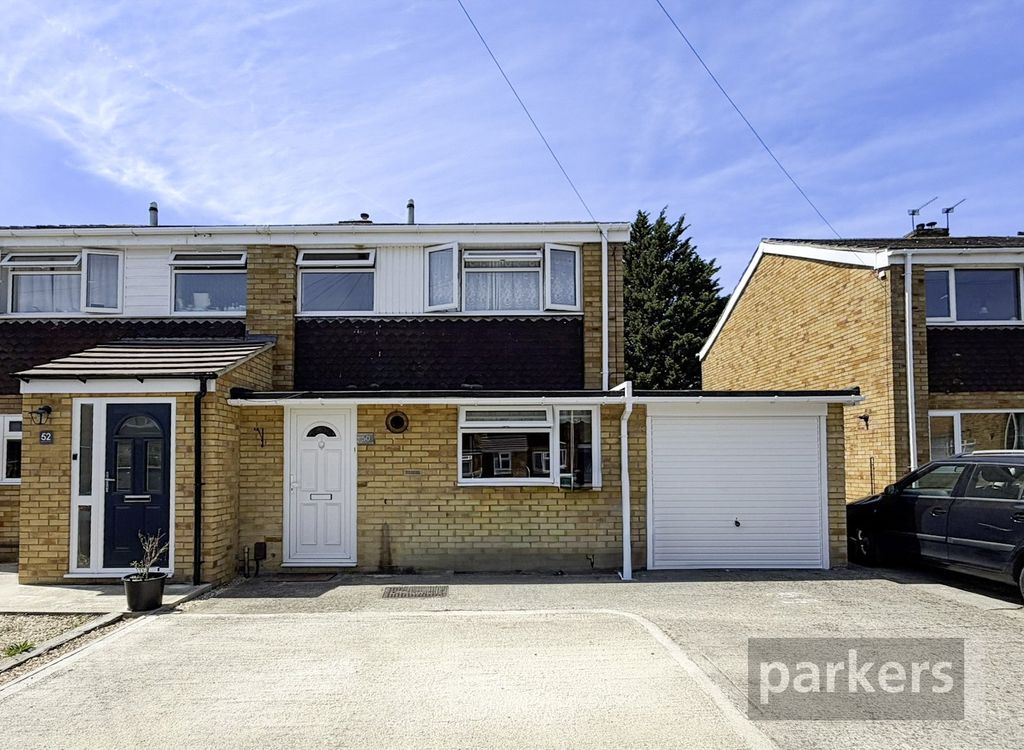 Property photo 1 of 16 Front External