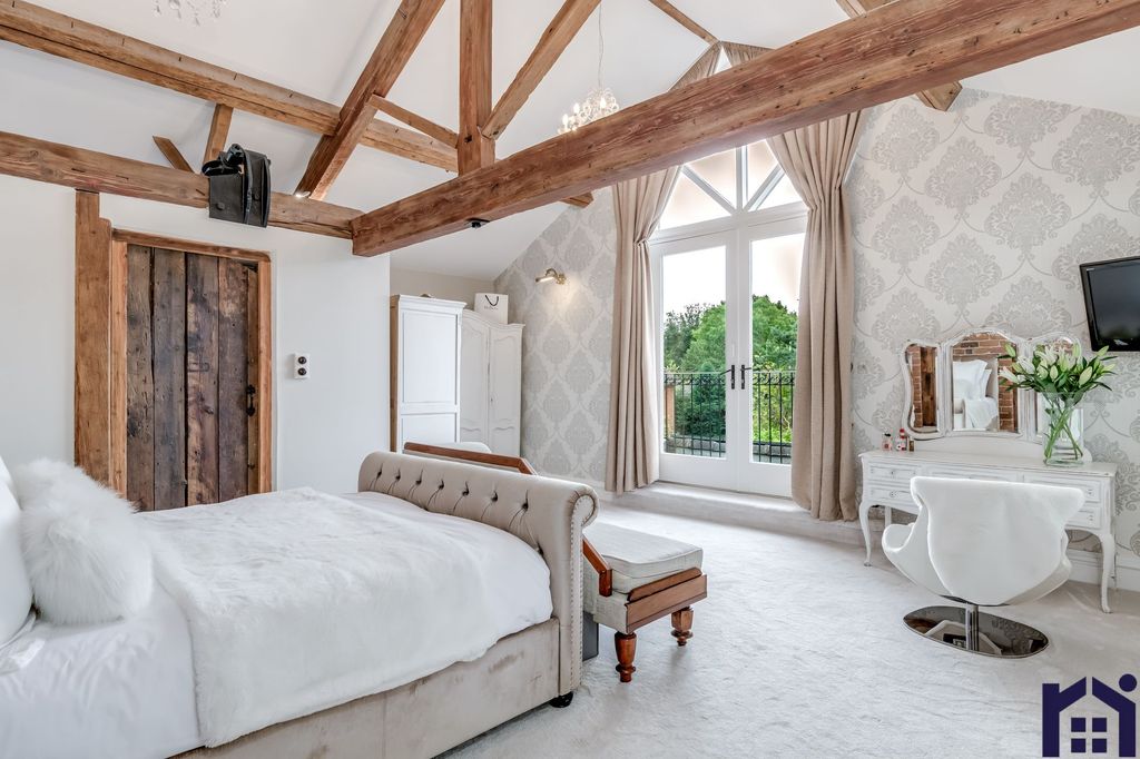 Property photo 3 of 67 Master Bedroom