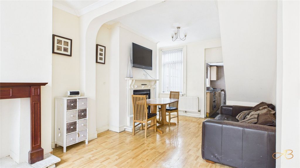 Property photo 1 of 6 Picture No. 05