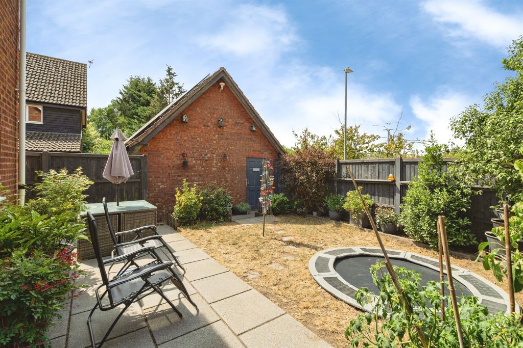 Property photo 2 of 18