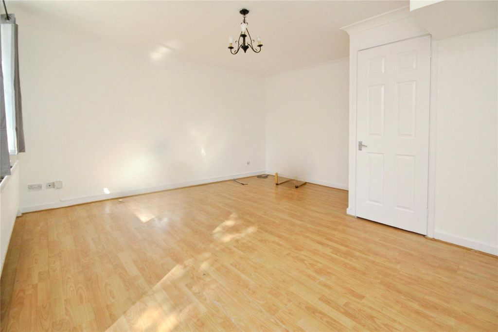 Property photo 3 of 9 Picture No. 09