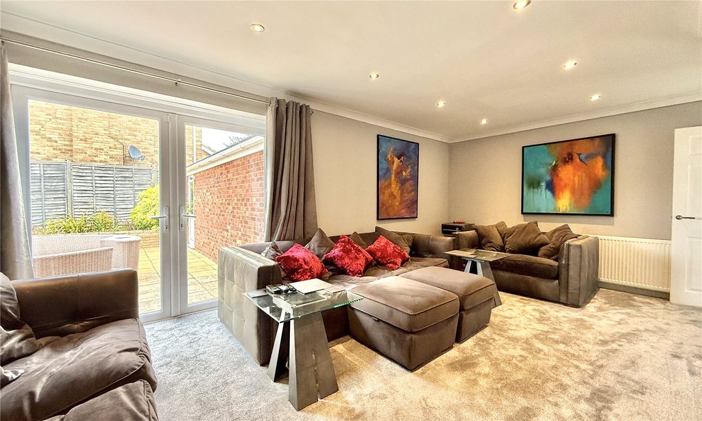 Property photo 3 of 22 Picture 3