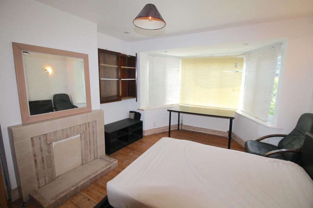 Property photo 3 of 14 Photo 3