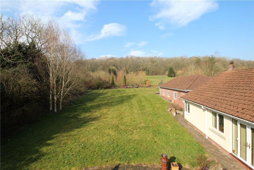 Property photo 3 of 37 Picture No. 85