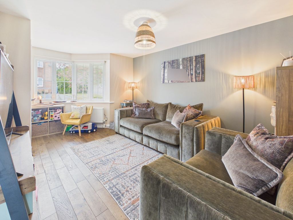 Property photo 2 of 22 5053912