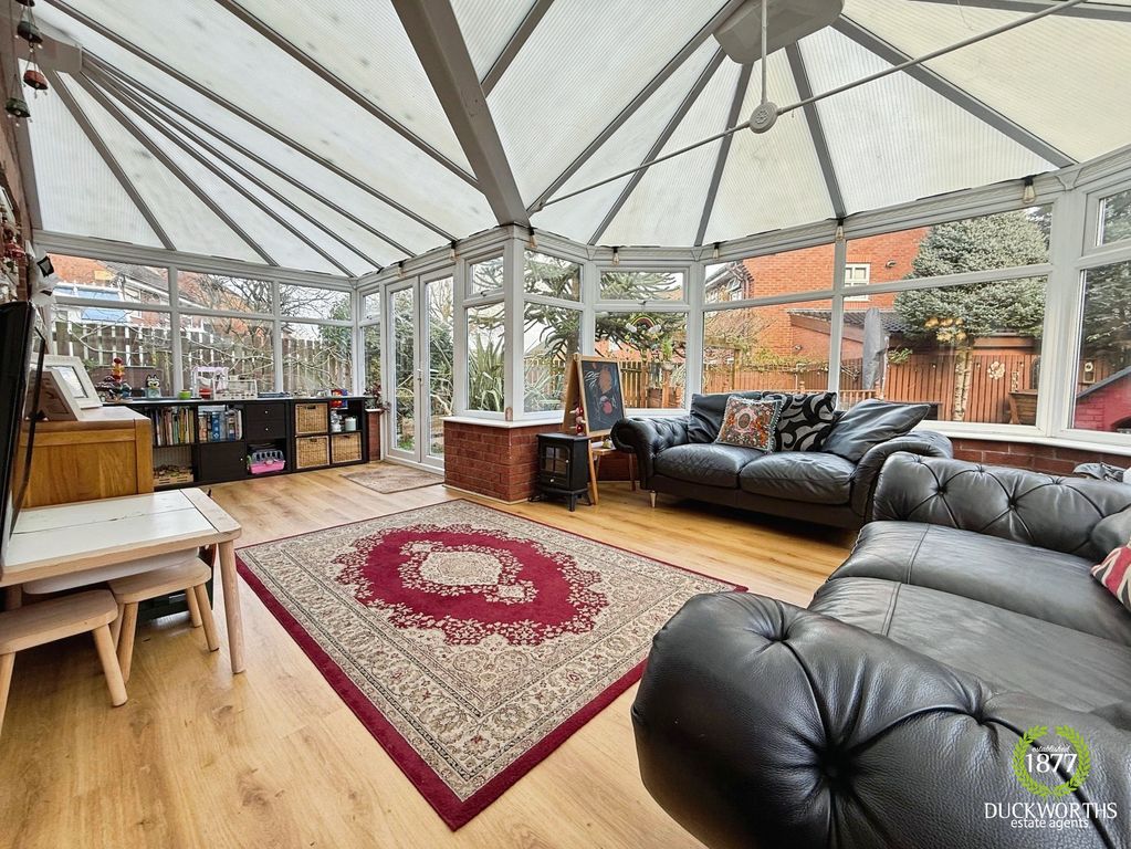 Property photo 3 of 34