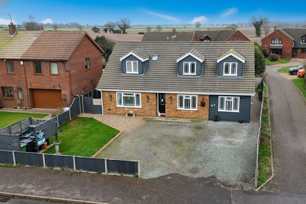 Property photo 2 of 44