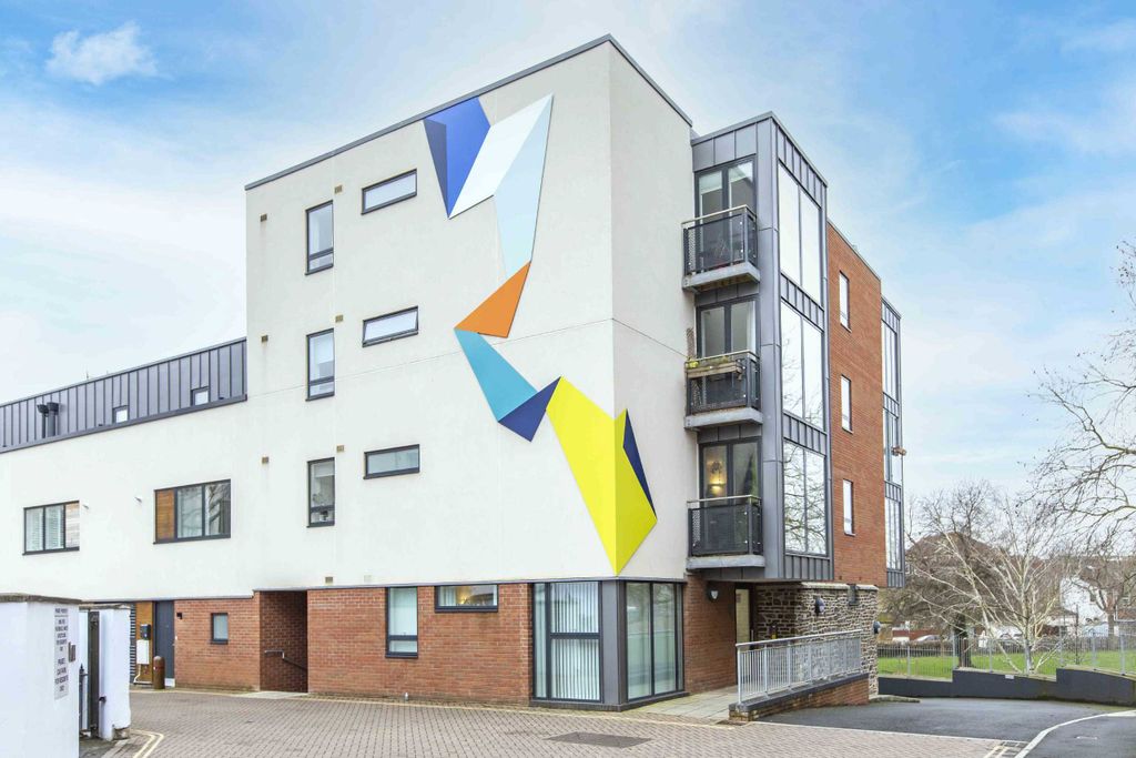 Property photo 1 of 18 Image 1