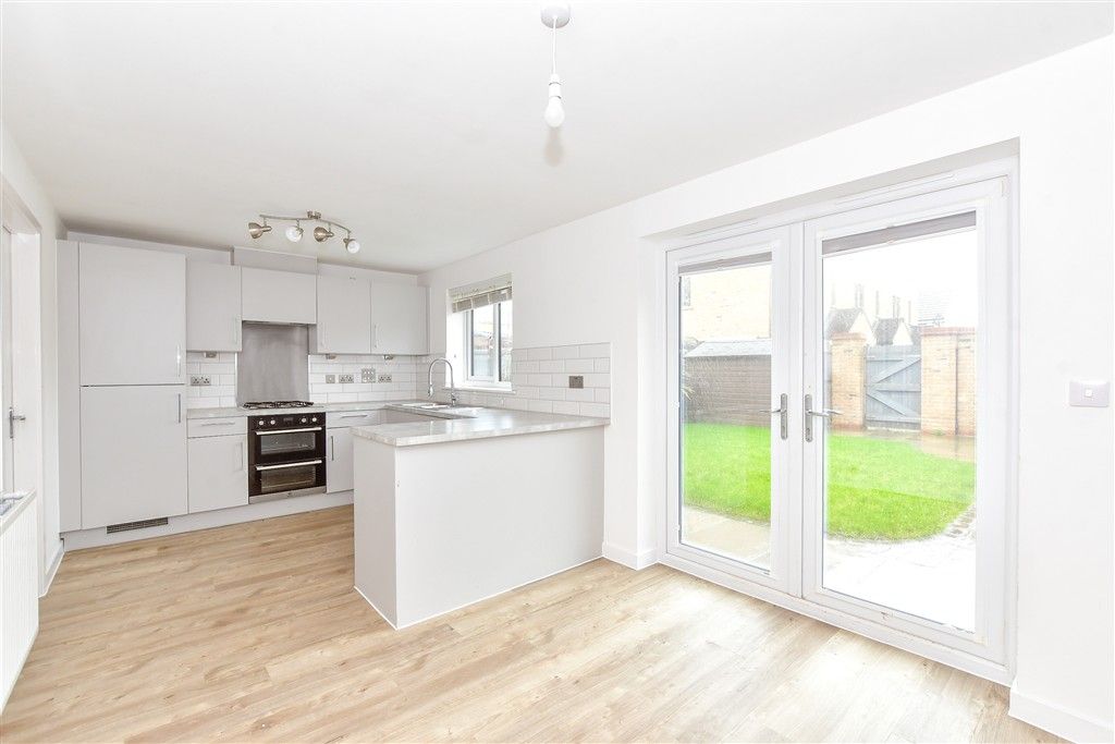 Property photo 3 of 14 Kitchen/Diner