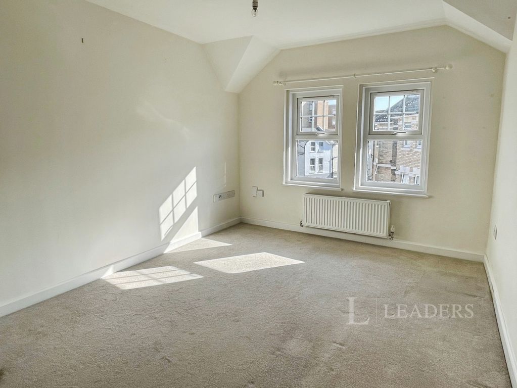 Property photo 2 of 21 Pbox-Img.Jpg