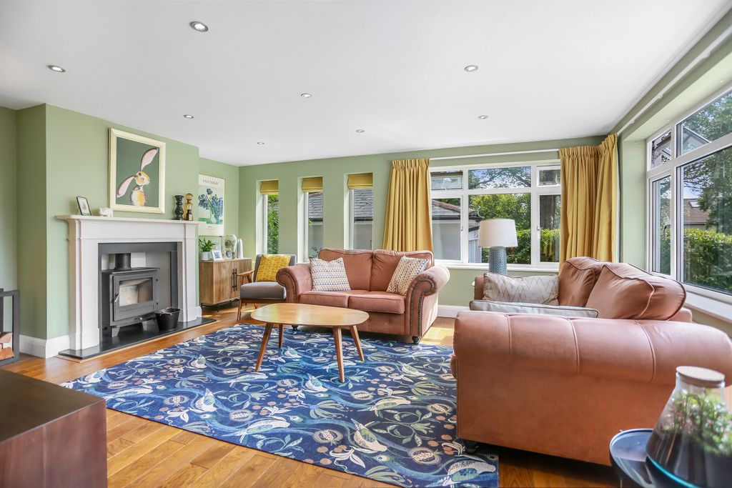 Property photo 3 of 33 296A0521