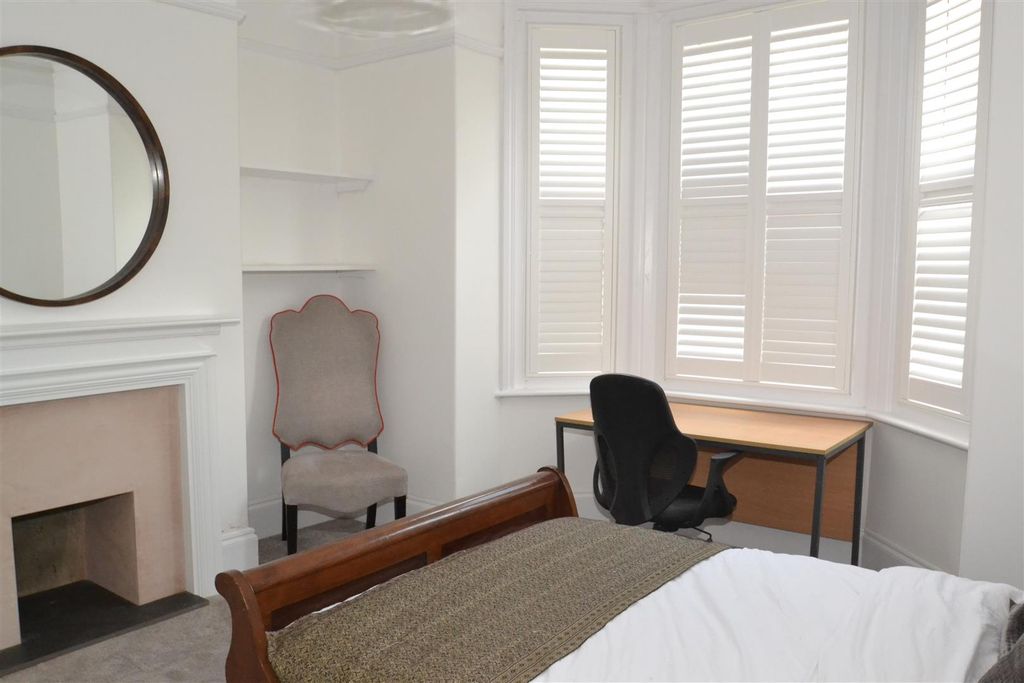 Additional image 4 of 5 bed shared accommodation to rentMount Pleasant Rd EX4