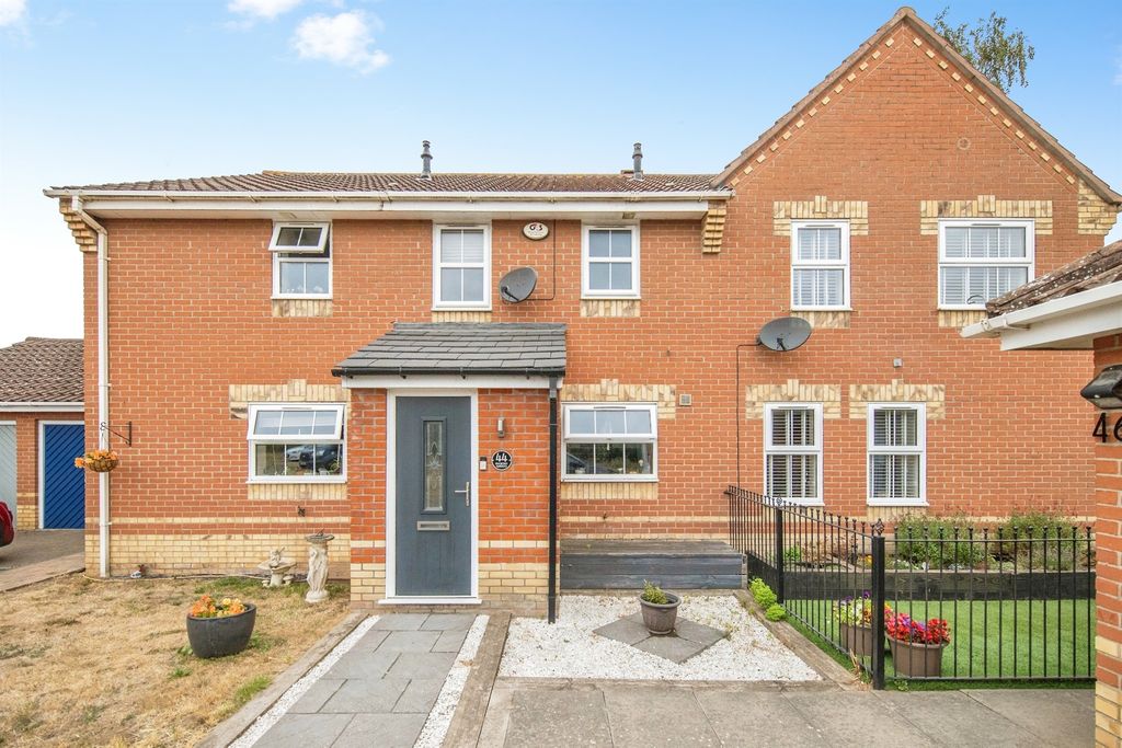 Property photo 1 of 17