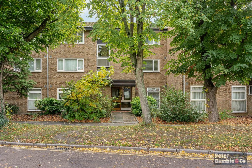 Property photo 1 of 11