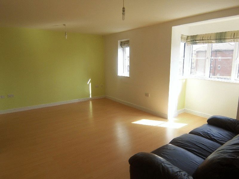 Property photo 2 of 6 Lounge