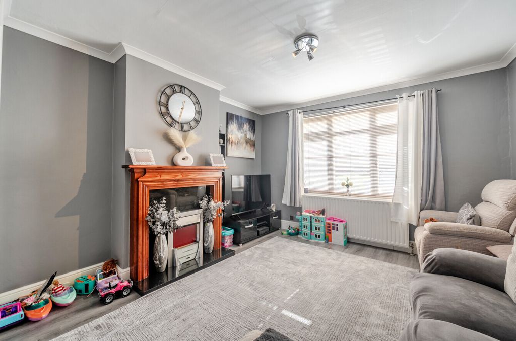 Property photo 2 of 18 Picture No. 03