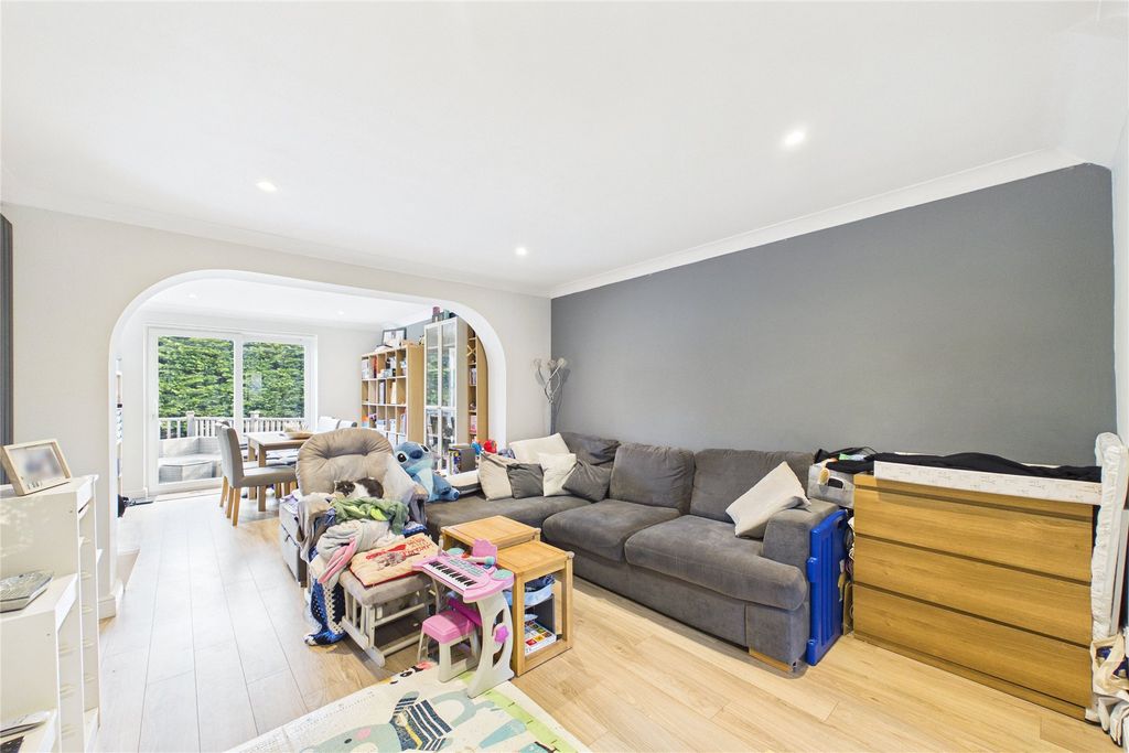 Property photo 3 of 12 Picture No. 20