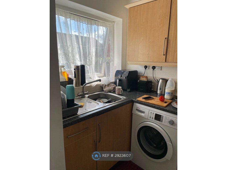 Property photo 3 of 15