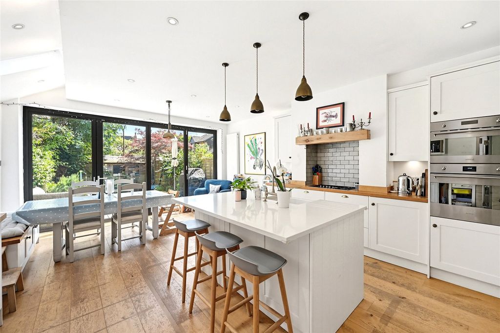 Property photo 1 of 15 Kitchen
