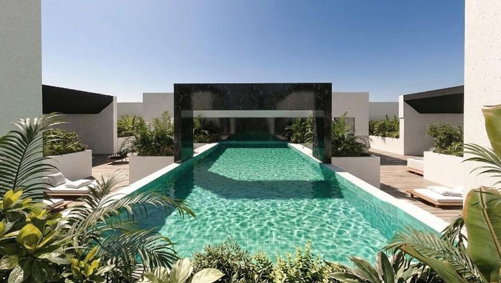 Property photo 2 of 14 Communal Pool &...