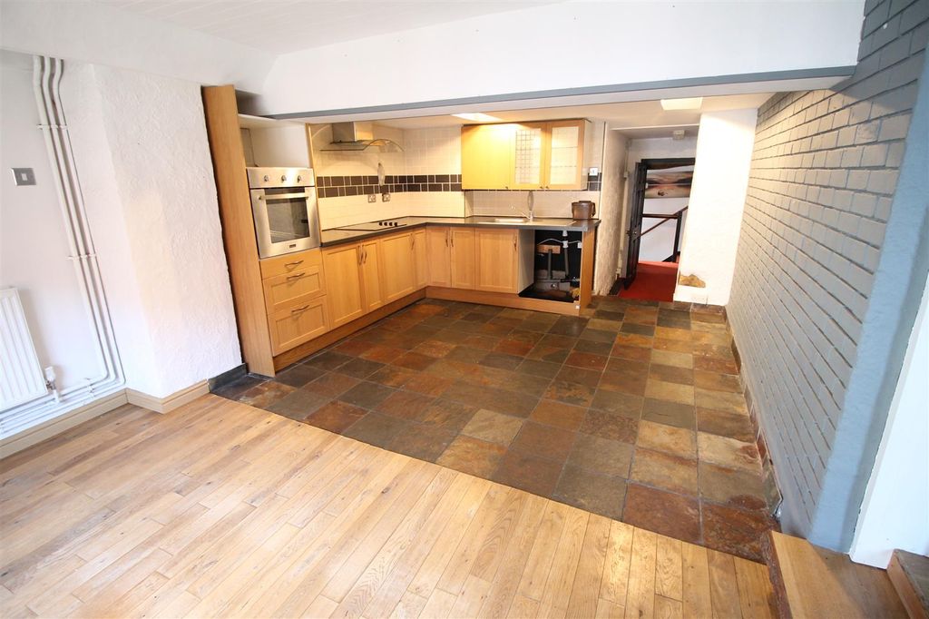 Property photo 3 of 17 Img_2116.Jpg