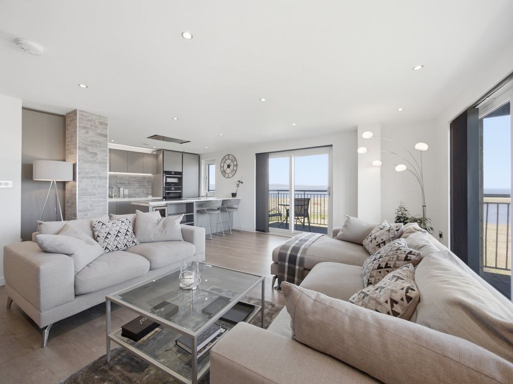 Property photo 2 of 21 Picture 2